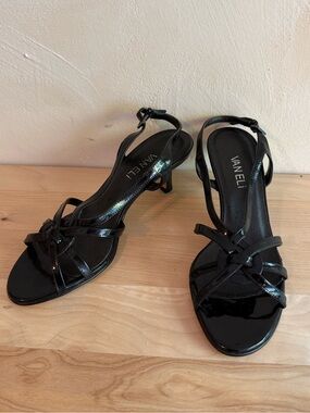 Vaneli | Black Patent Leather  | Strappy Slingback Sandals | Kitten Heel | Sz 6